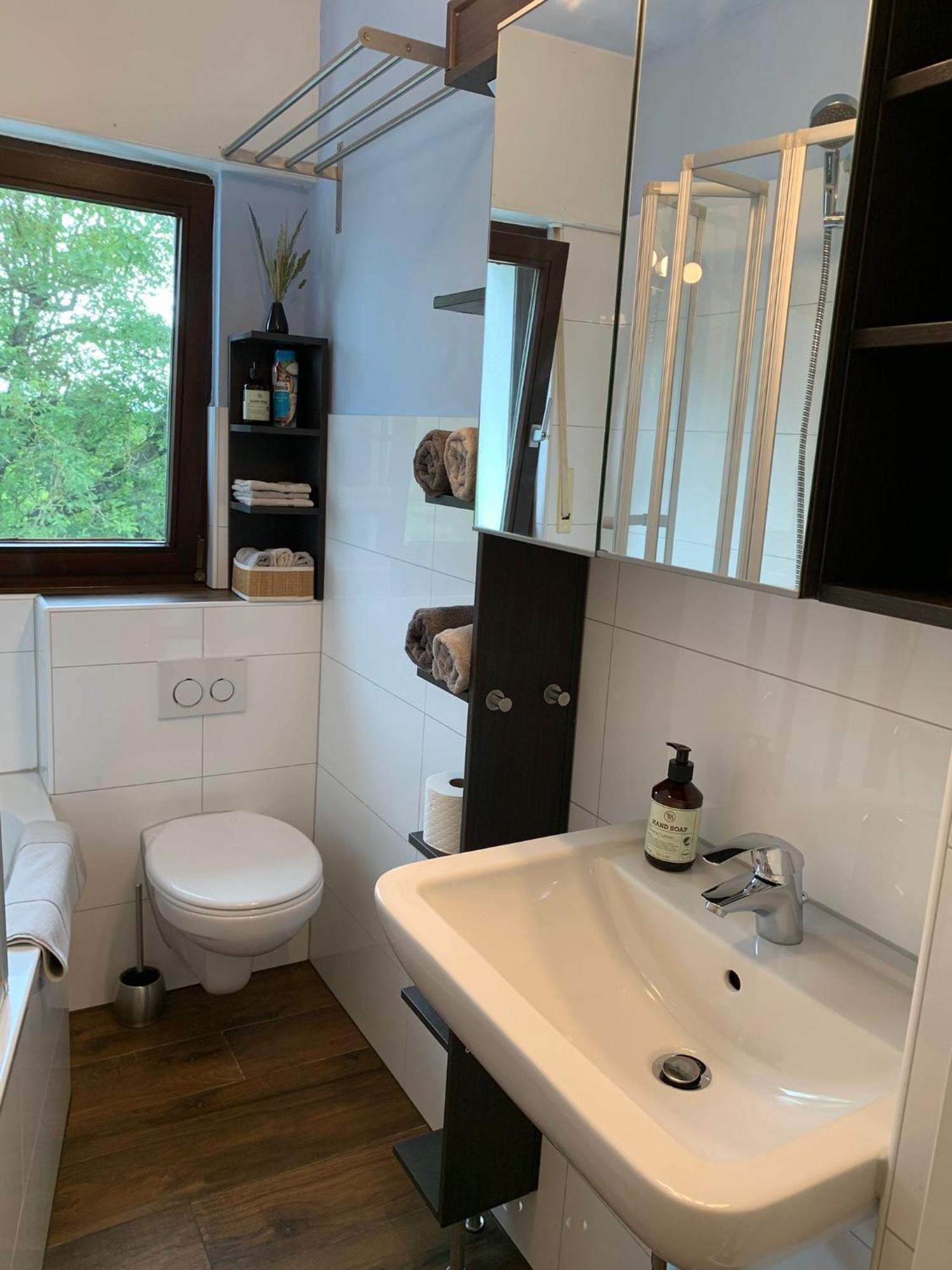 Apartment Casa I Naehe Freizeitpark I I Koeln I Bonn